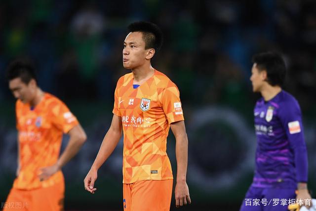 解说：佩林卡终于给浓眉配中锋了 湖人后续操作可能是签回八村塁